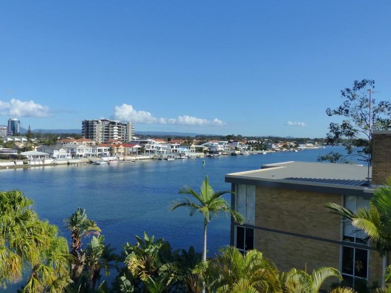 3/20 Riverview Parade, Surfers Paradise QLD 4217