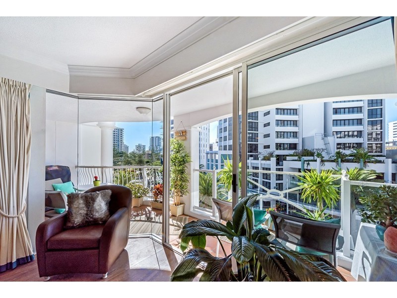 Broadbeach QLD 4218