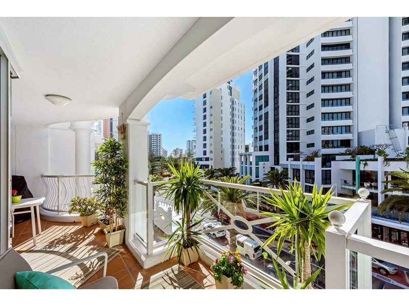 Broadbeach QLD 4218
