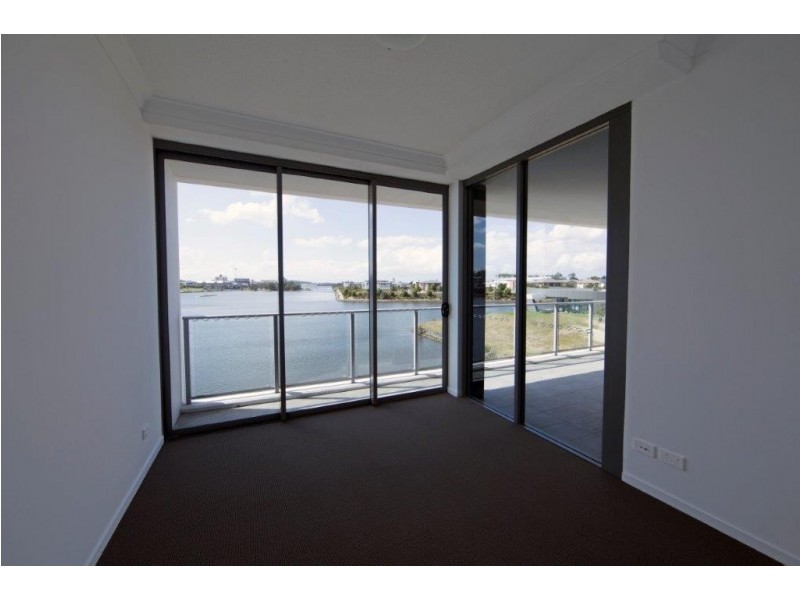 1105/397 Christine Avenue, Varsity Lakes QLD 4227