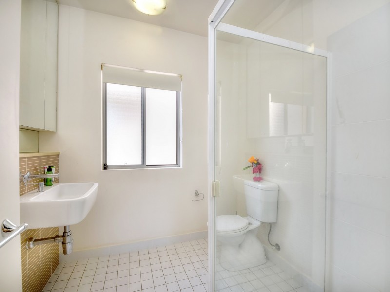 635/64-68 Sickle Avenue, Hope Island QLD 4212
