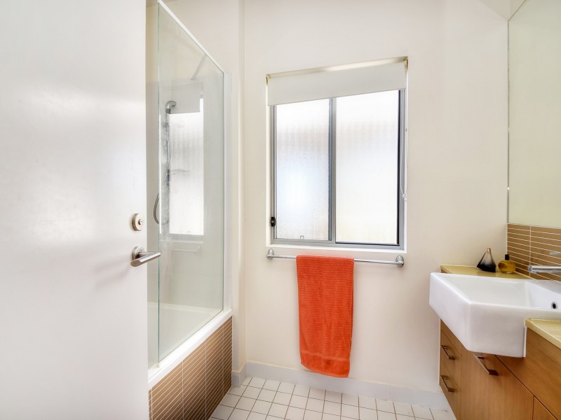 635/64-68 Sickle Avenue, Hope Island QLD 4212