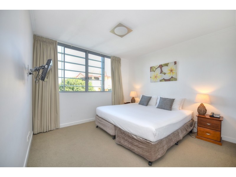 2201/33 T E Peters Drive, Broadbeach Waters QLD 4218