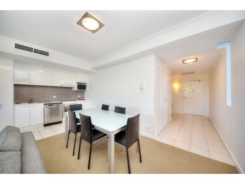 2201/33 T E Peters Drive, Broadbeach Waters QLD 4218