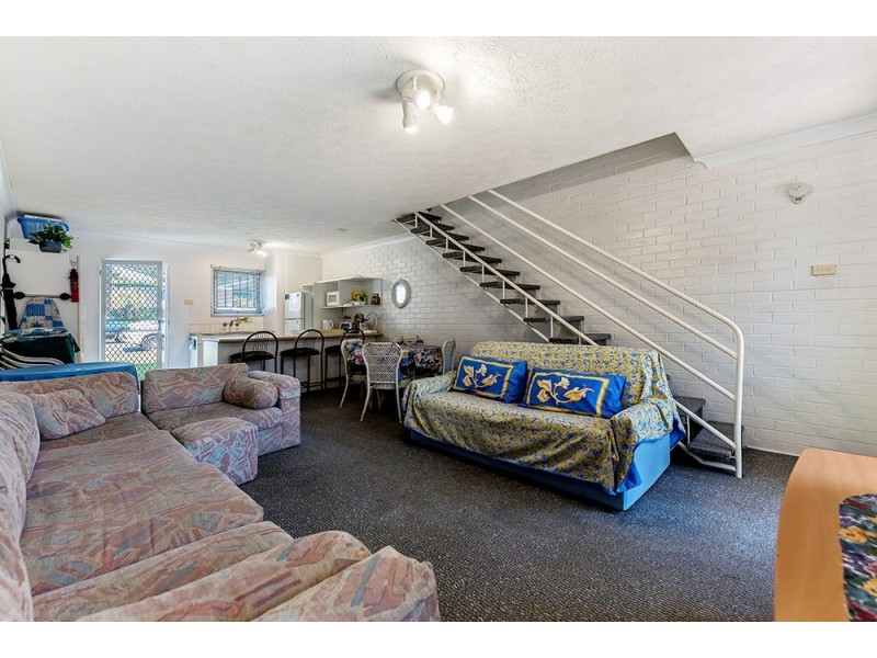 12/15-17 George Avenue, Broadbeach QLD 4218