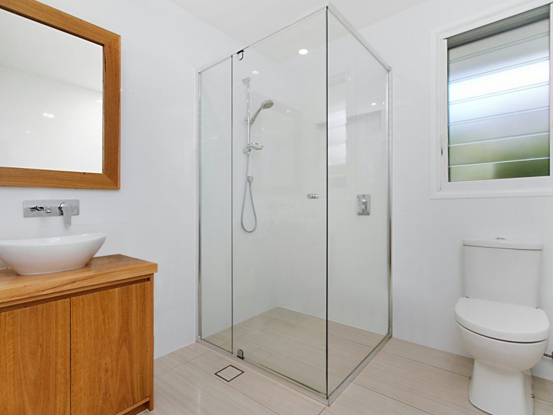 22 Petrel Avenue, Mermaid Beach QLD 4218