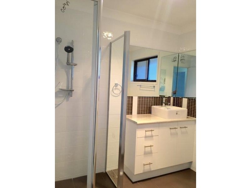 3/121 Sunshine Boulevard, Mermaid Waters QLD 4218