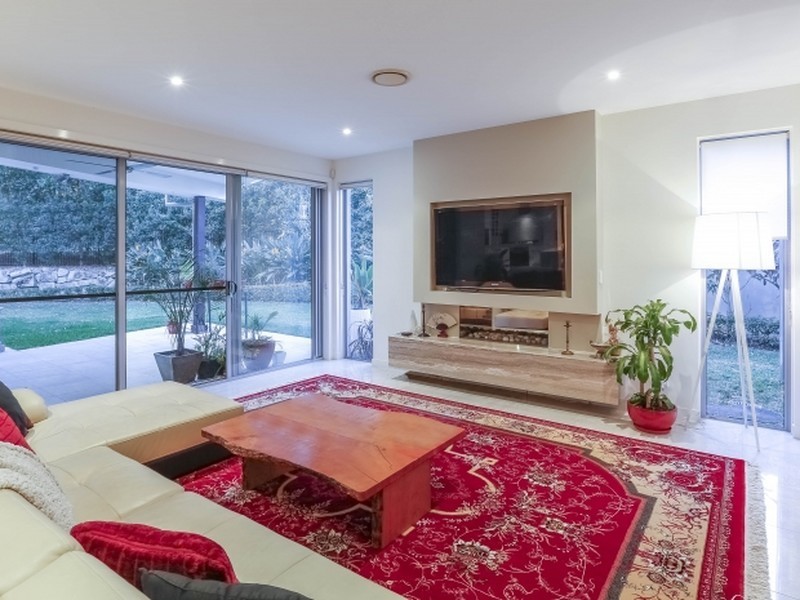 5019B Riverwood Grove, Benowa QLD 4217