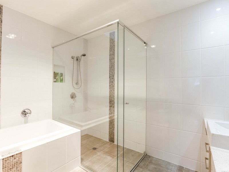 5019B Riverwood Grove, Benowa QLD 4217