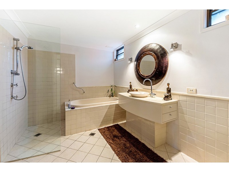 2/490 Nerang Road, Ashmore QLD 4214