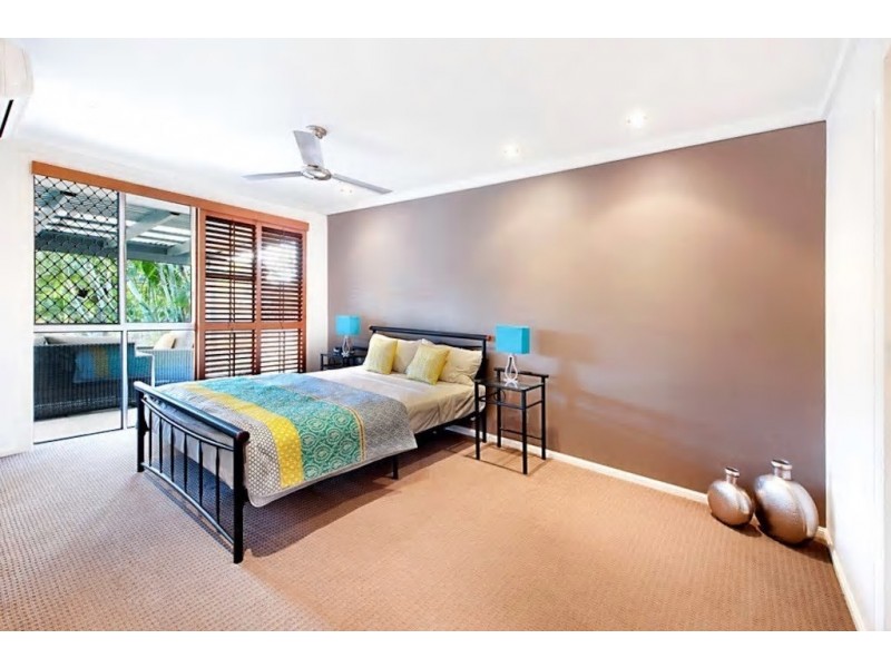 51 Poinciana Boulevard, Broadbeach Waters QLD 4218