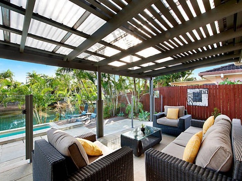 51 Poinciana Boulevard, Broadbeach Waters QLD 4218