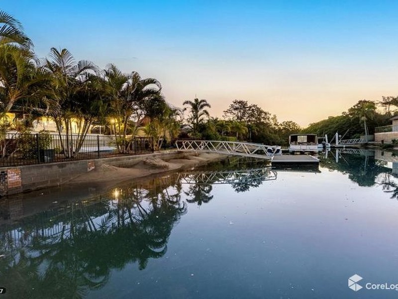 51 Poinciana Boulevard, Broadbeach Waters QLD 4218