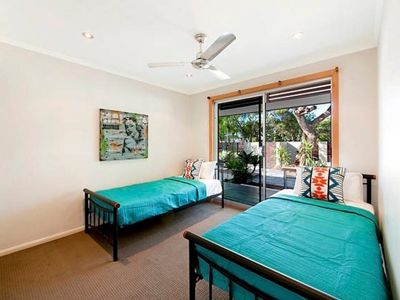 51 Poinciana Boulevard, Broadbeach Waters QLD 4218