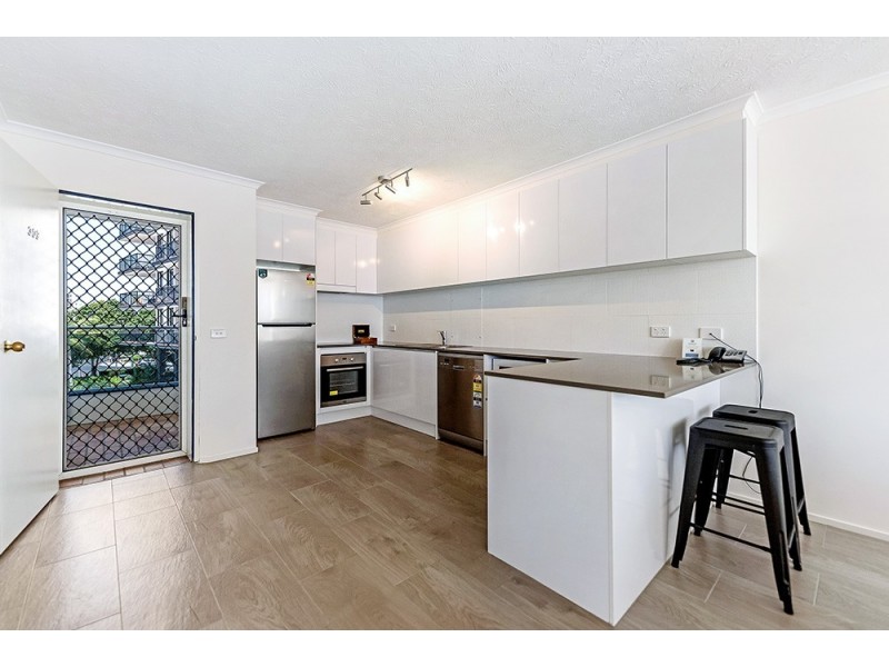 309/40 Surf Parade, Broadbeach QLD 4218