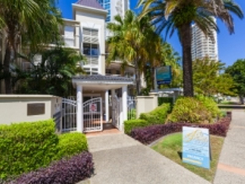 16/122-130 Old Burleigh Road, Broadbeach QLD 4218