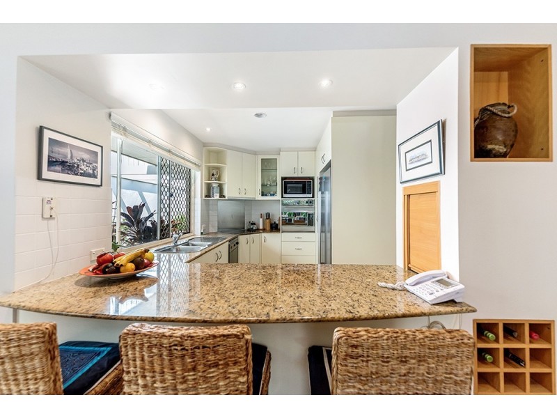 6/272 Ashmore Road, Benowa QLD 4217