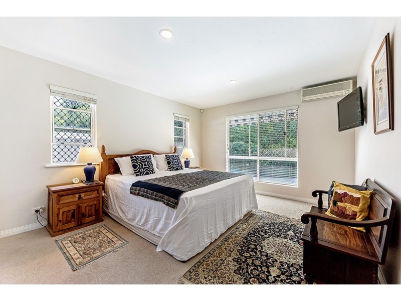 6/272 Ashmore Road, Benowa QLD 4217