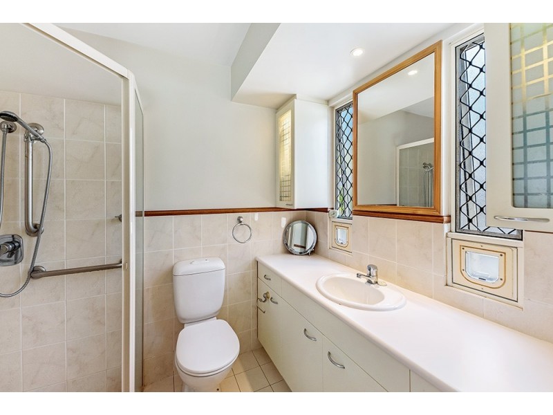 6/272 Ashmore Road, Benowa QLD 4217