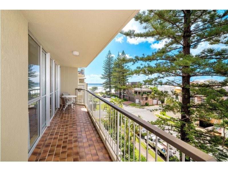 7/5 Francis Street, Mermaid Beach QLD 4218