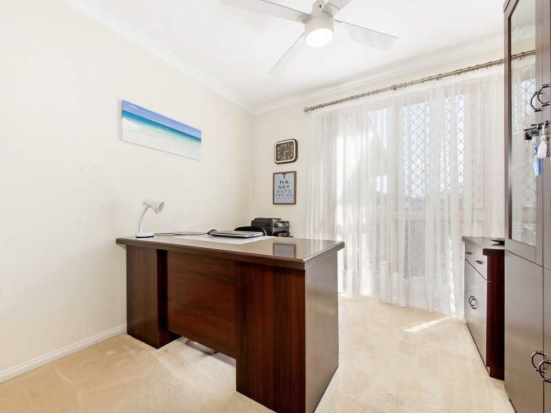 37 Martingale Circuit, Clear Island Waters QLD 4226