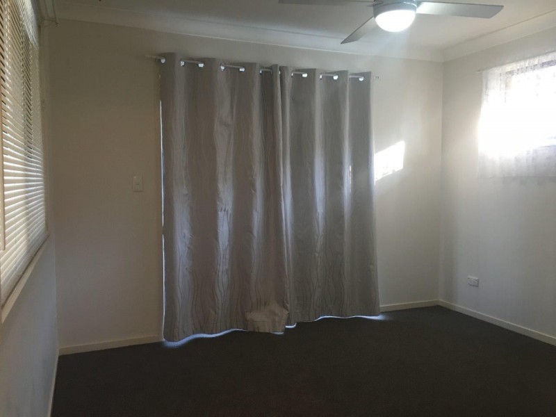 25 Rumrunner Street, Mermaid Waters QLD 4218