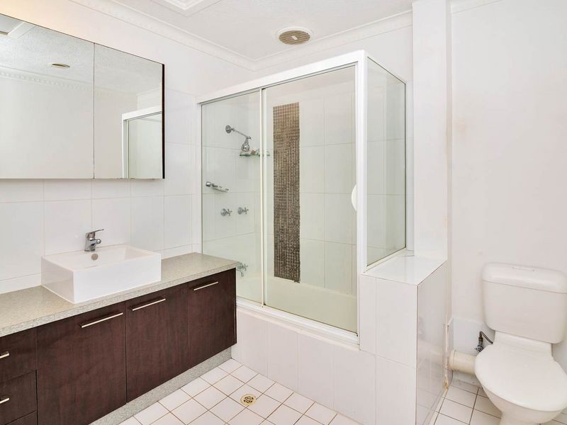 12/55 Duet Drive, Mermaid Waters QLD 4218