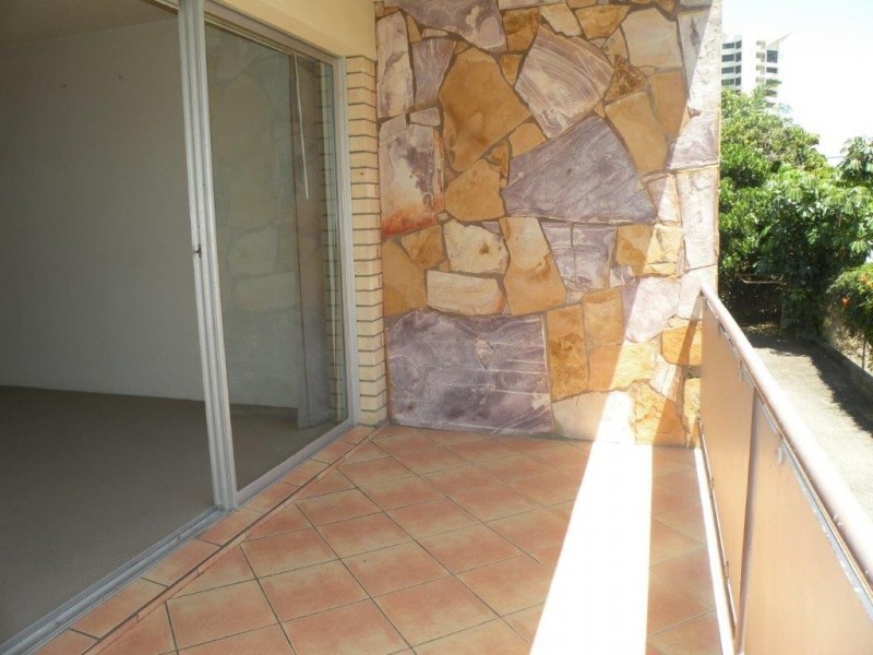 Unit 12/29 Old Burleigh Road, Surfers Paradise QLD 4217