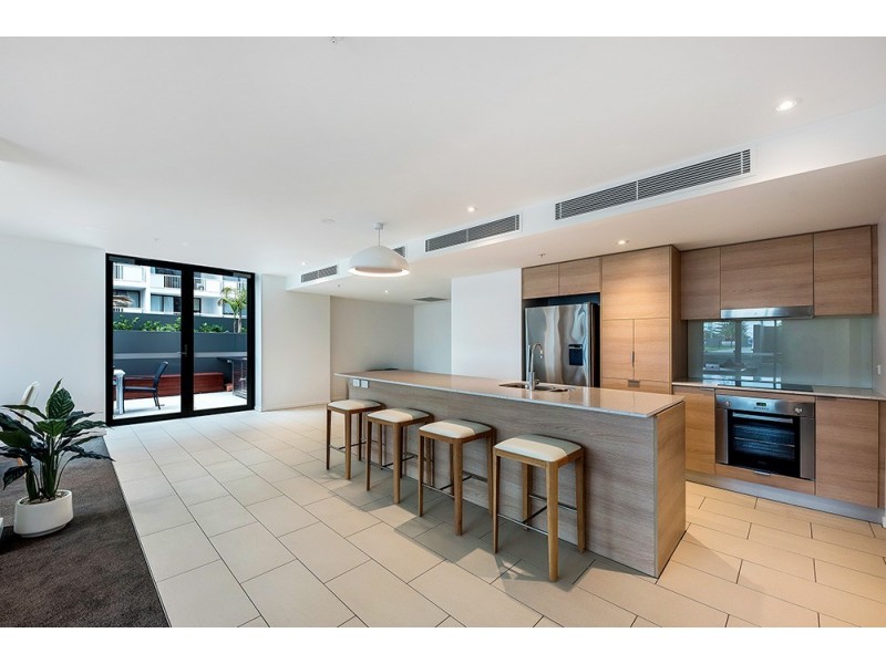 50 Surf Parade, Broadbeach QLD 4218