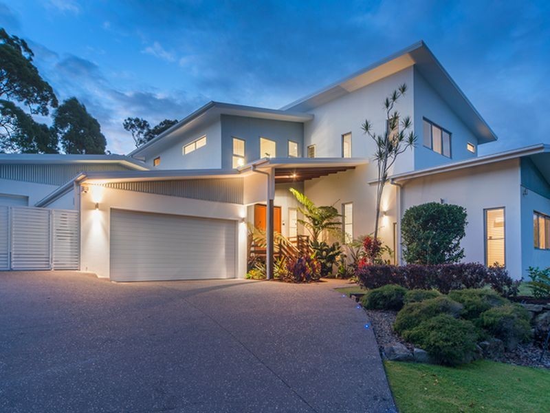 16 Andromeda Parade, Robina QLD 4226