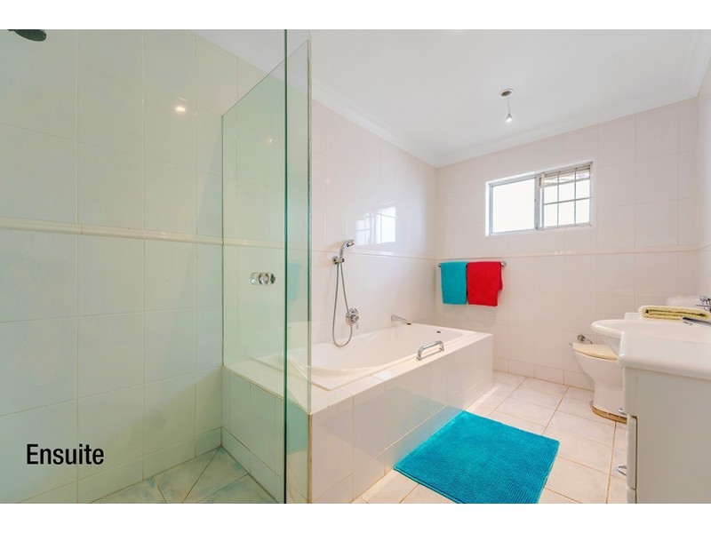 86 Gibraltar Drive, Surfers Paradise QLD 4217