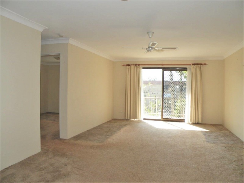 6/9 Duet Drive, Mermaid Waters QLD 4218