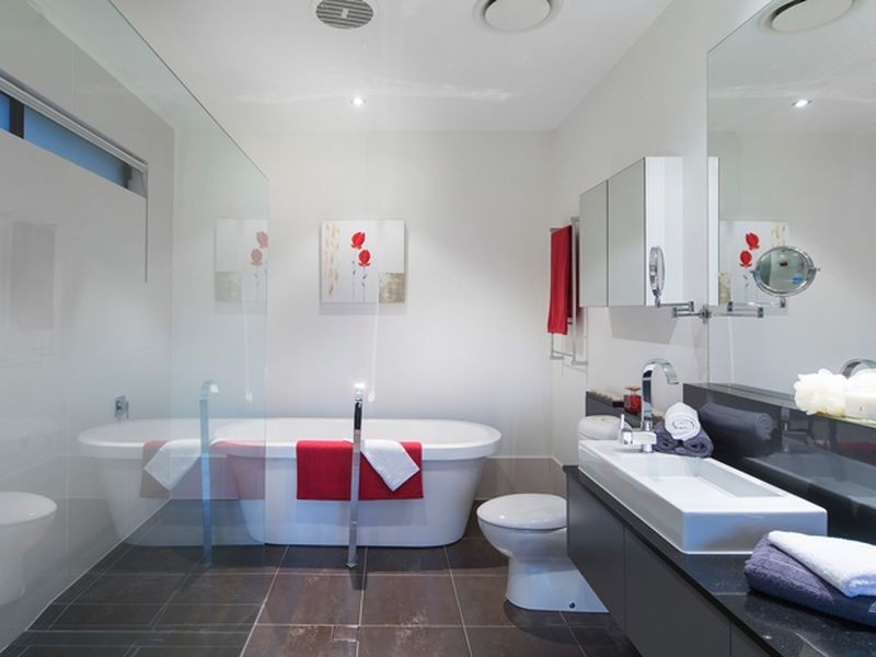 64 Great Southern Drive, Robina QLD 4226