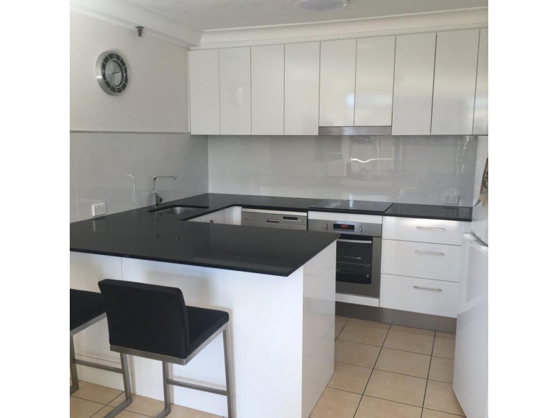 4/35 Broadbeach Boulevard, Broadbeach QLD 4218