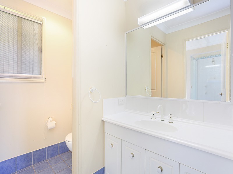 64 Doubleview Drive, Elanora QLD 4221