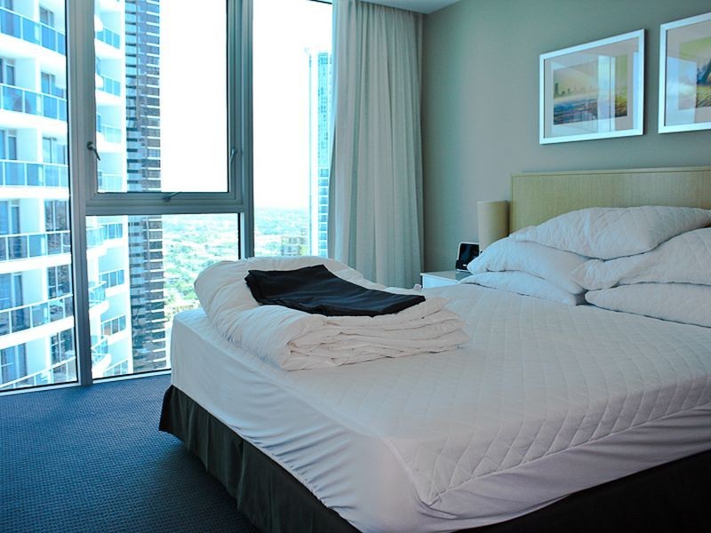 22206/3113 Gold Coast Highway, Surfers Paradise QLD 4217