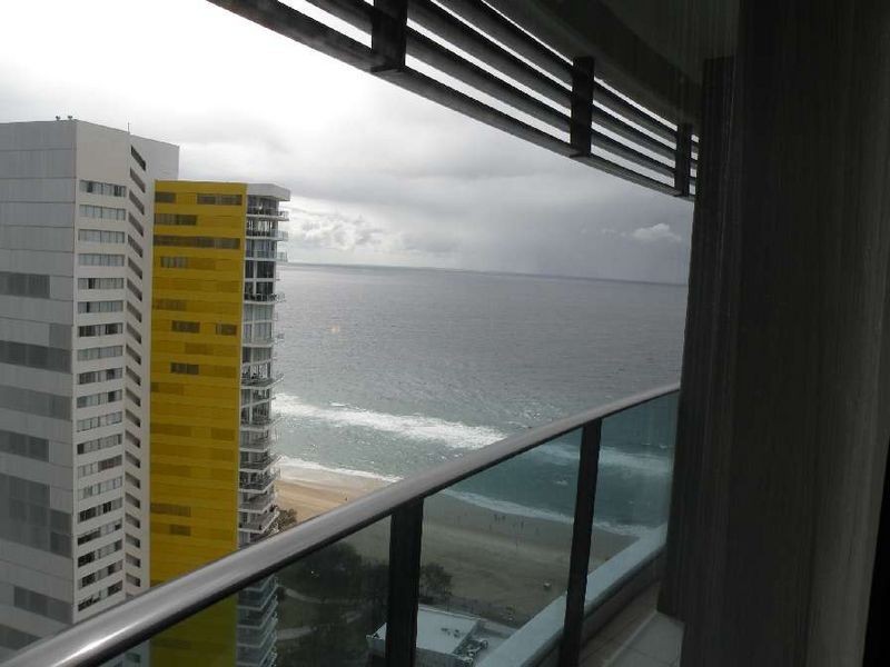 3901 Oracle Charles Avenue, Broadbeach QLD 4218