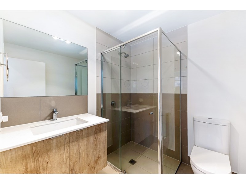 35/3028 The Boulevard, Carrara QLD 4211