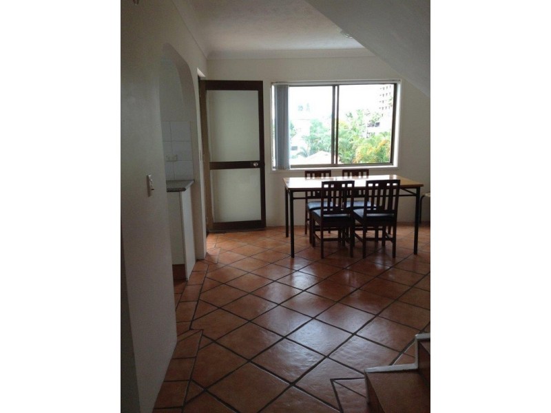 11/22 Wharf Road, Surfers Paradise QLD 4217