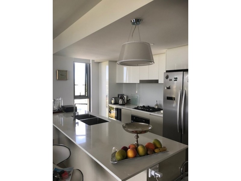 Apartment 908/386 Marine Parade, Labrador QLD 4215