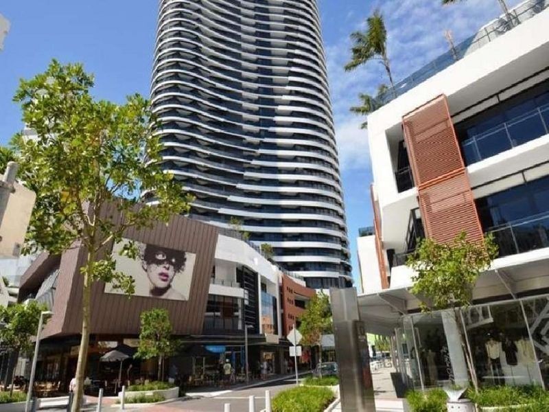 1 Oracle Charles Avenue, Broadbeach QLD 4218