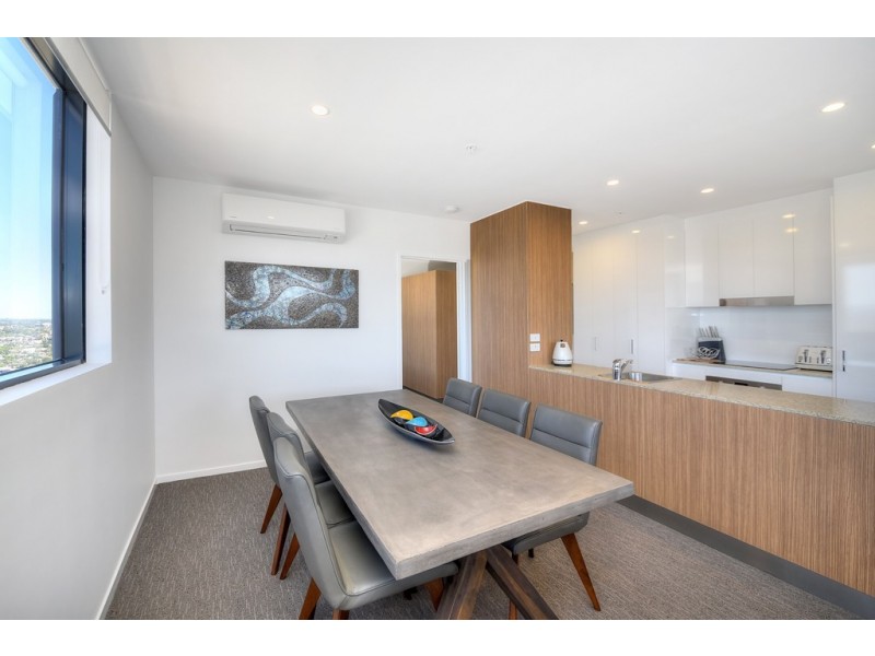 122/2729-2733 Gold Coast Highway, Broadbeach QLD 4218