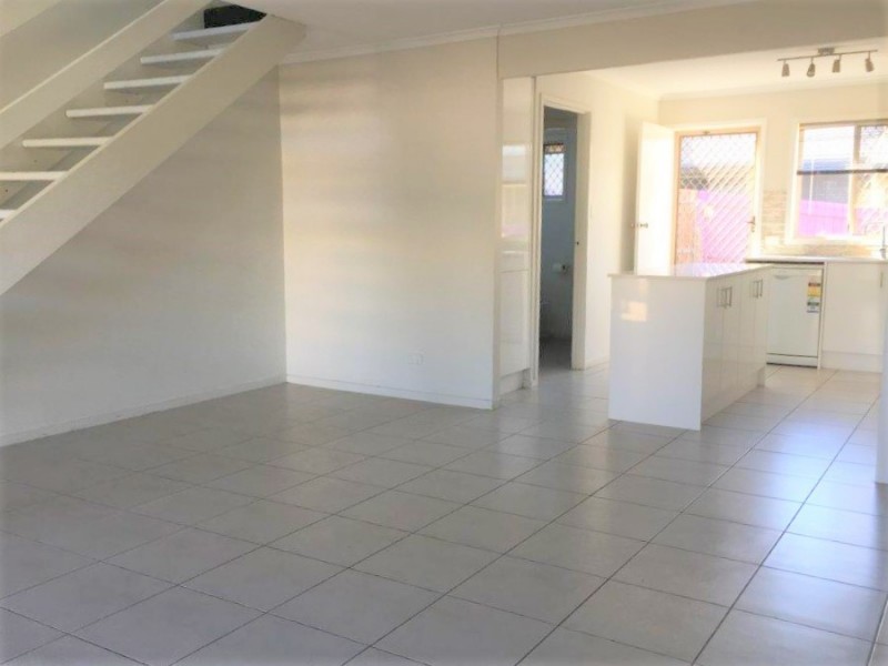 18/96 Smith Road, Woodridge QLD 4114