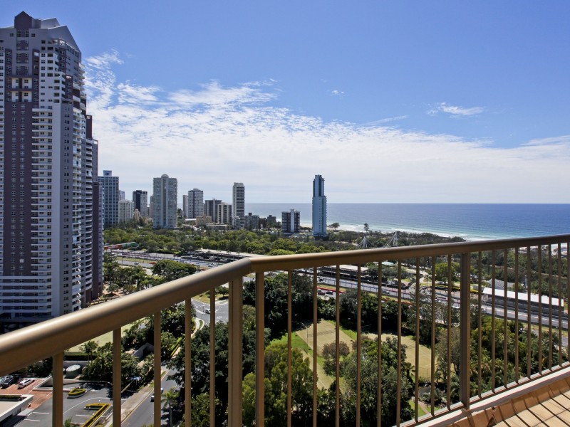 Paradise Waters QLD 4217