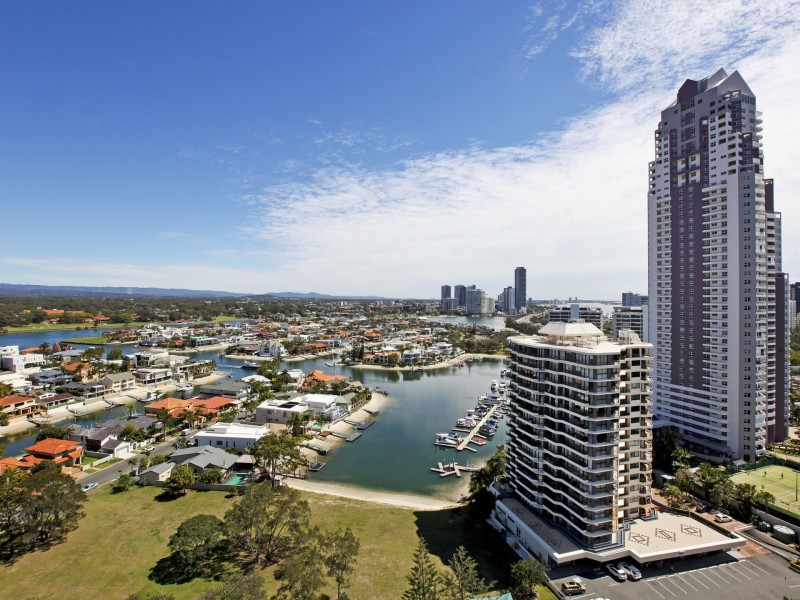 Paradise Waters QLD 4217