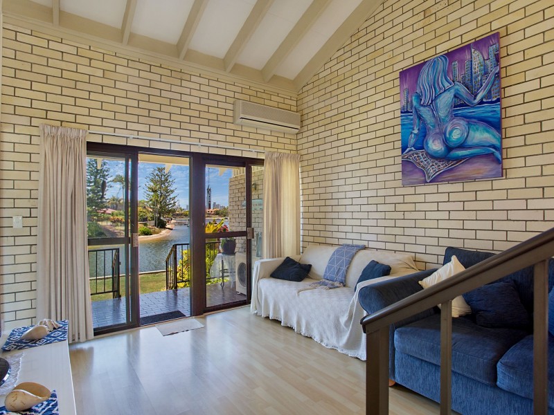 3/59 Hooker Boulevard, Broadbeach Waters QLD 4218