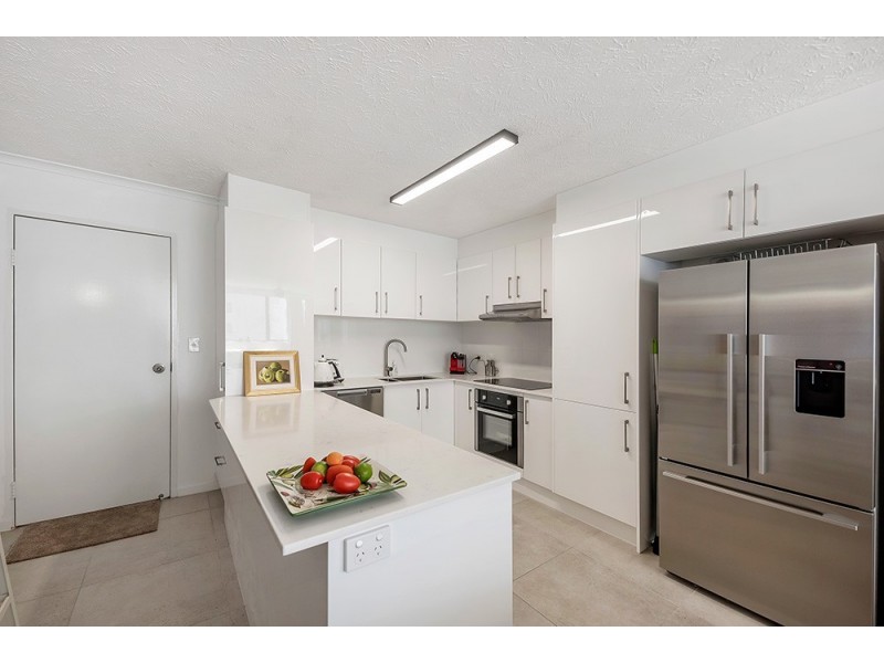 Broadbeach QLD 4218