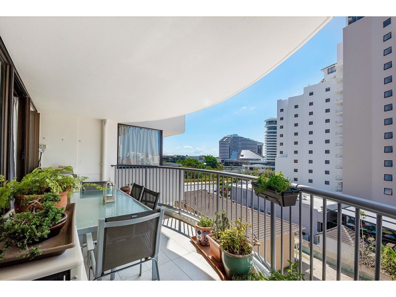 Broadbeach QLD 4218