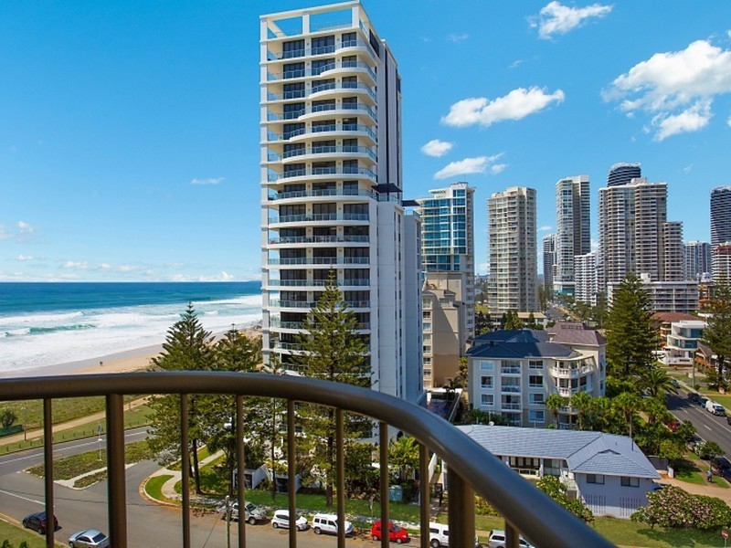 35/4-6 Britannia Avenue, Broadbeach QLD 4218