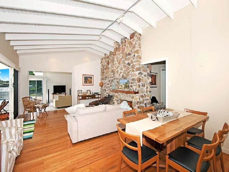 8 Paradise Place, Surfers Paradise QLD 4217